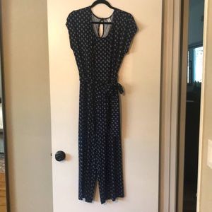 😻3/$25 Old Navy knit stretchy jumpsuit